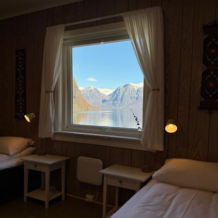 Svingen Guesthouse - Panoramic Fjord Views In 플람 외부 사진