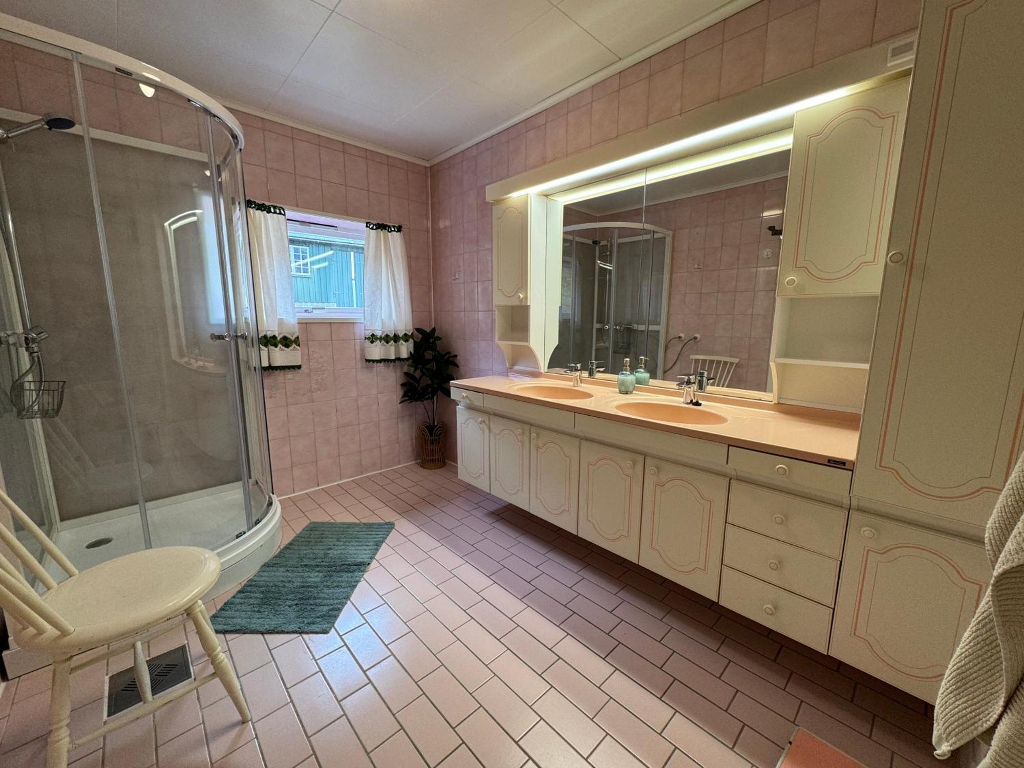 Svingen Guesthouse - Panoramic Fjord Views In 플람 외부 사진
