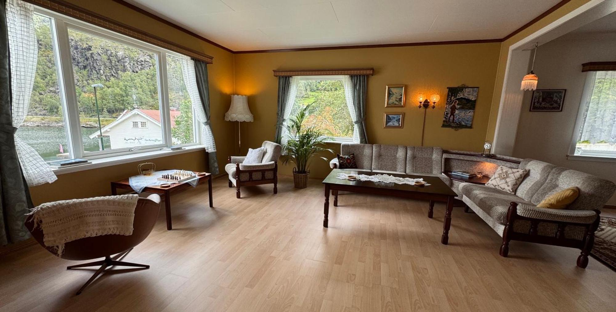 Svingen Guesthouse - Panoramic Fjord Views In 플람 외부 사진