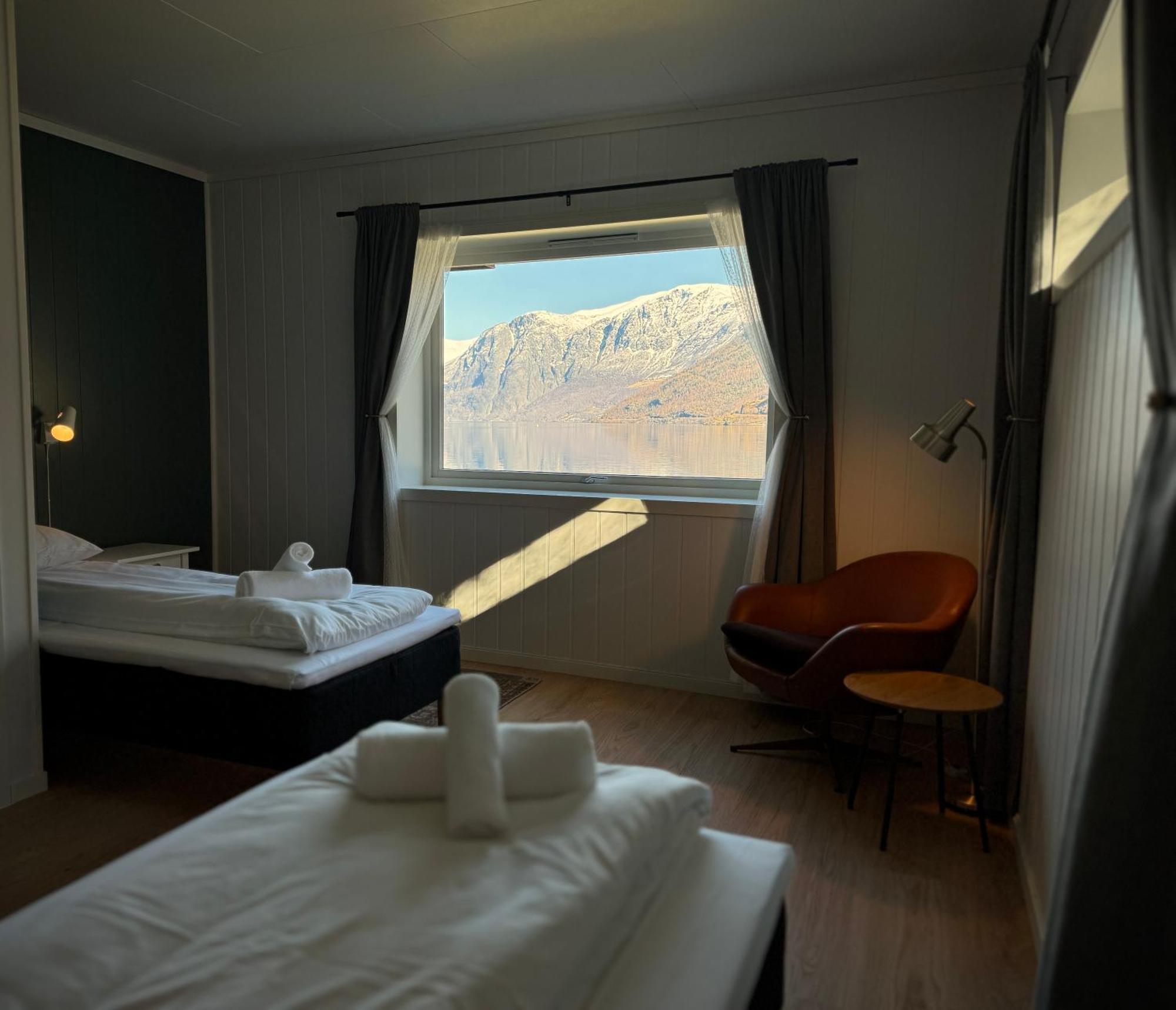 Svingen Guesthouse - Panoramic Fjord Views In 플람 외부 사진